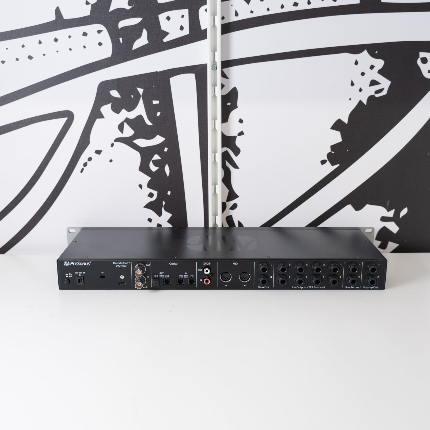 Quantum 2626 Thunderbolt 3 Interface (Used)