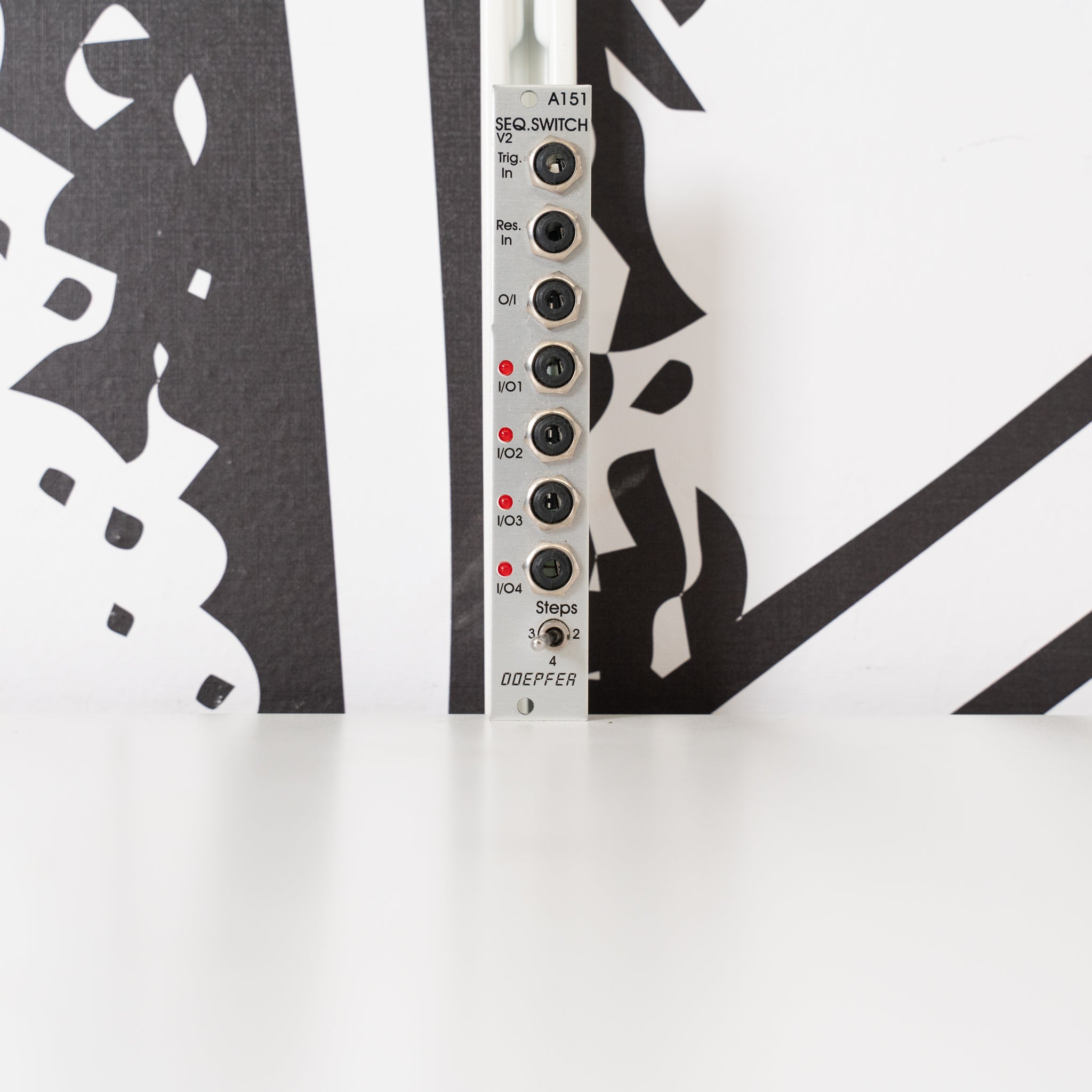 Doepfer A-151 SEQ Switch モジュラーシンセ Doepfer A-151 Quad Sequential Switch Eurorack Module