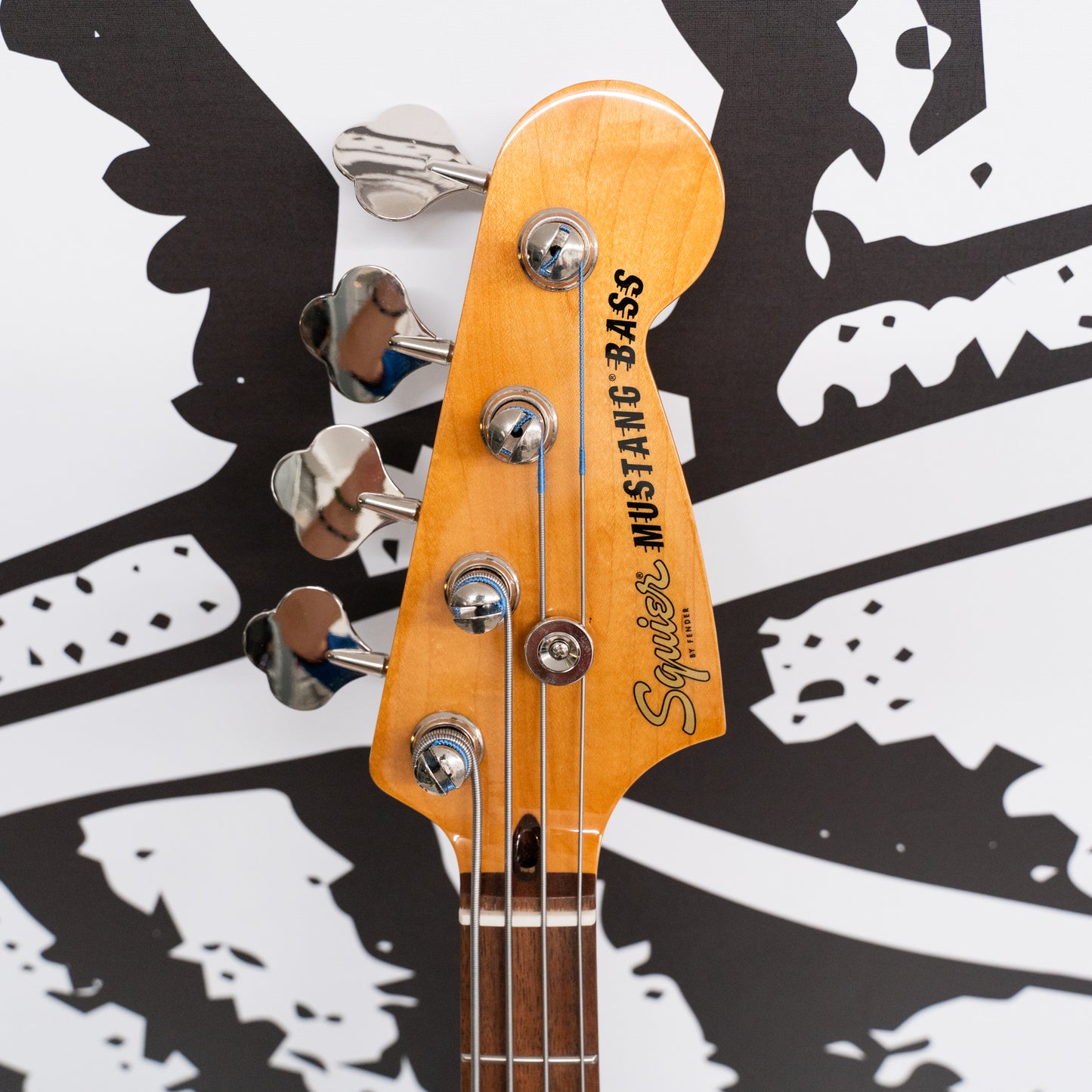 Mustang Bass (Used)
