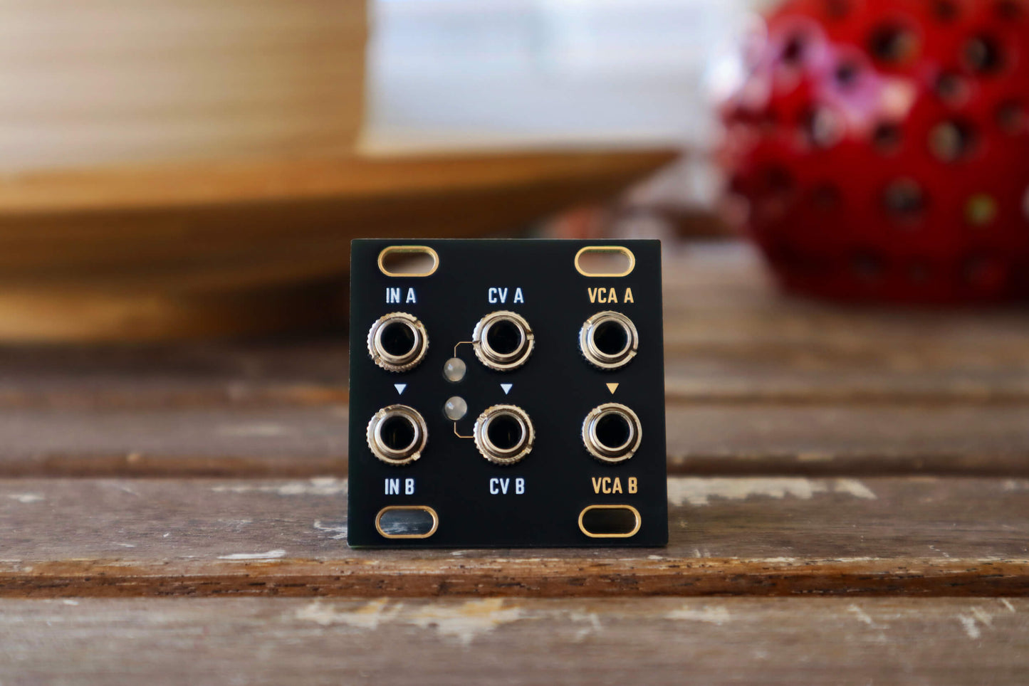Dual VCA 1U - Black & Gold Panel