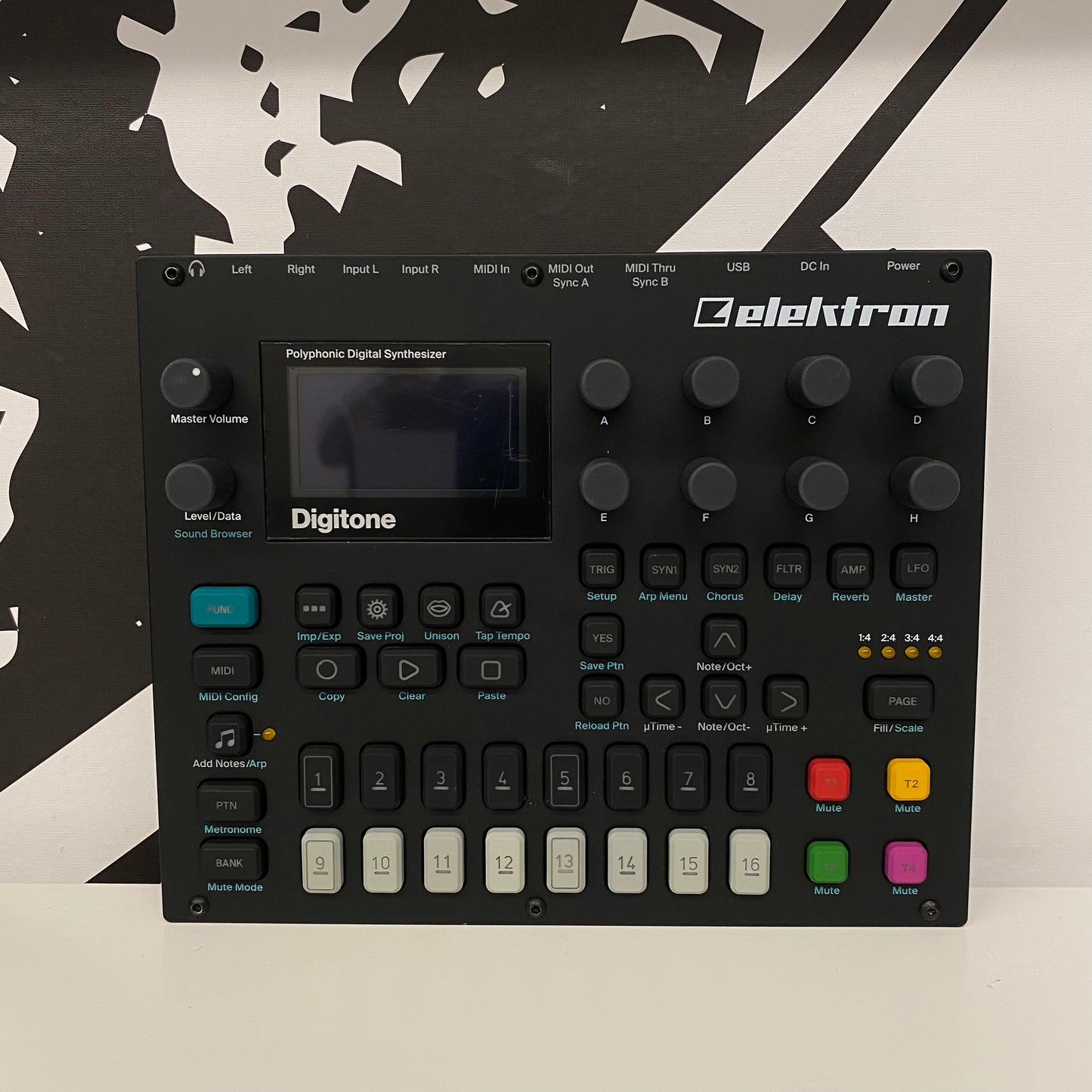 Digitone + Deck Saver (Used)