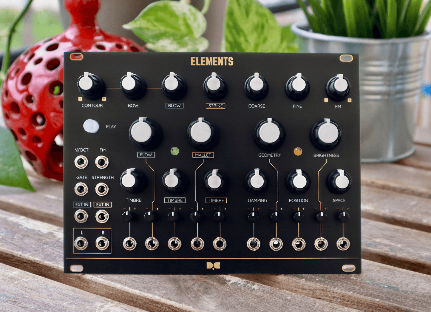 Elements - Black & Gold Panel