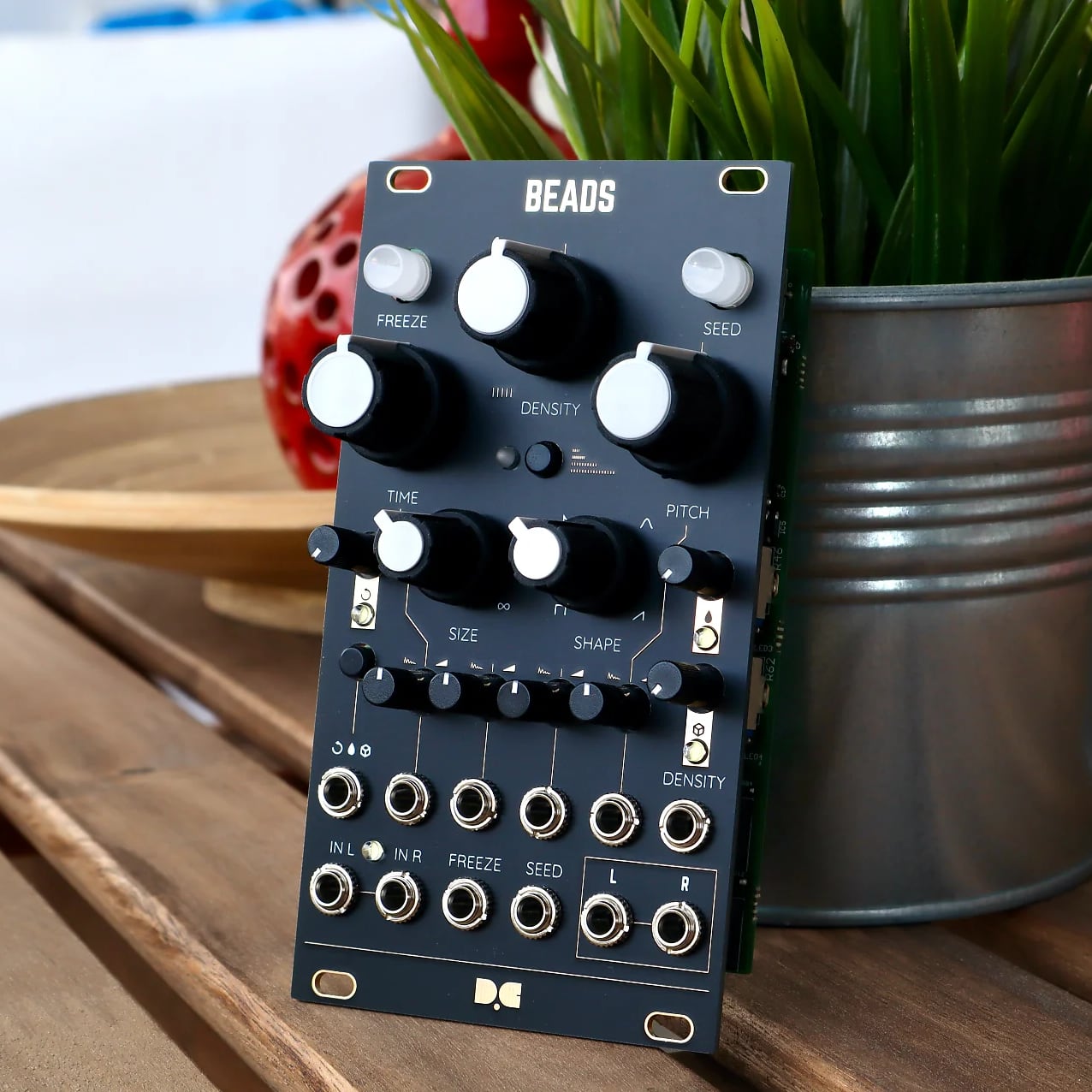 Beads - Black & Gold Panel