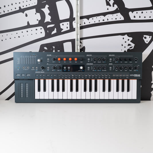 MiniFreak (Used)