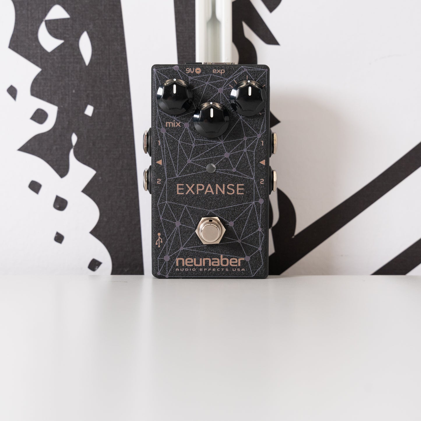 Expanse + EXP Controller (Used)