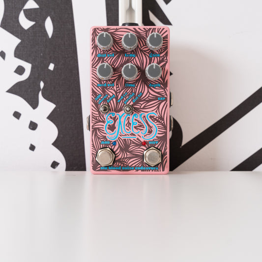 Excess v2 Distorting Modulator (Used)