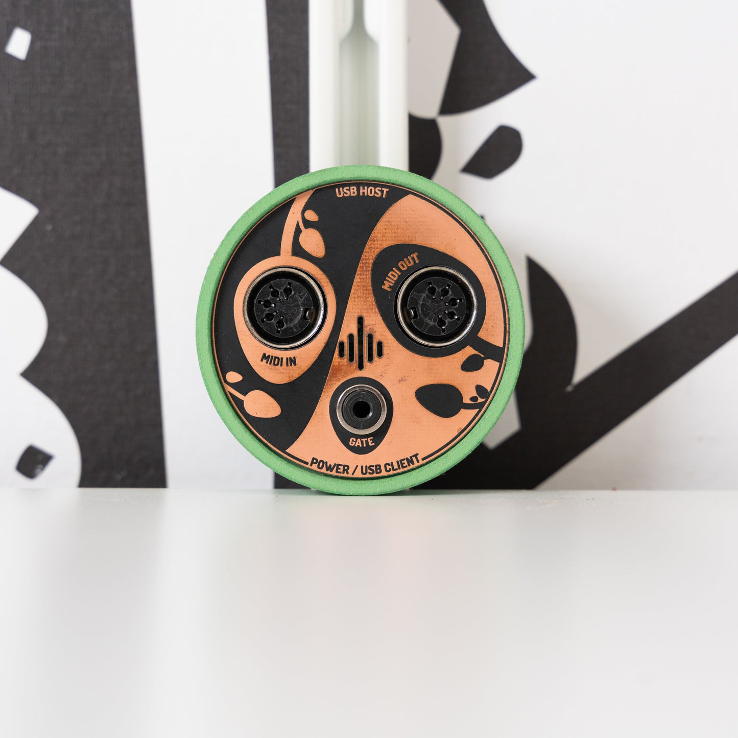 RK-005 USB MIDI Hub (Used)