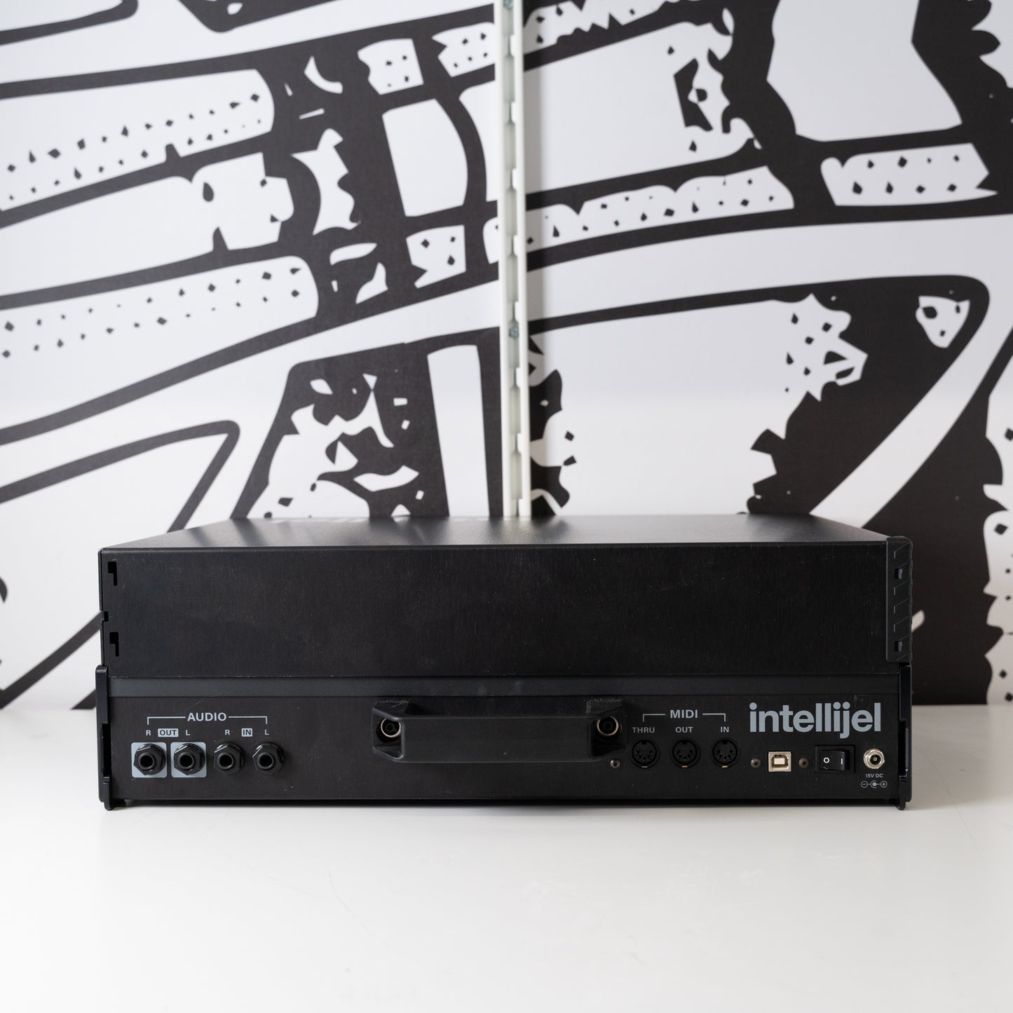 7U Performance Case - Stealth Black + Gig Bag (Used)