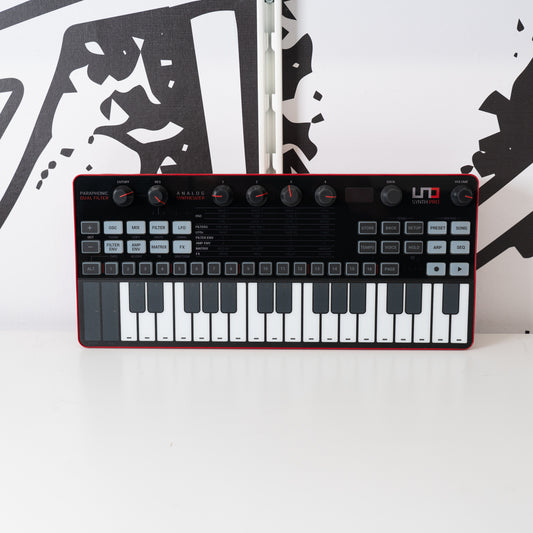 Uno Synth Pro (Used)