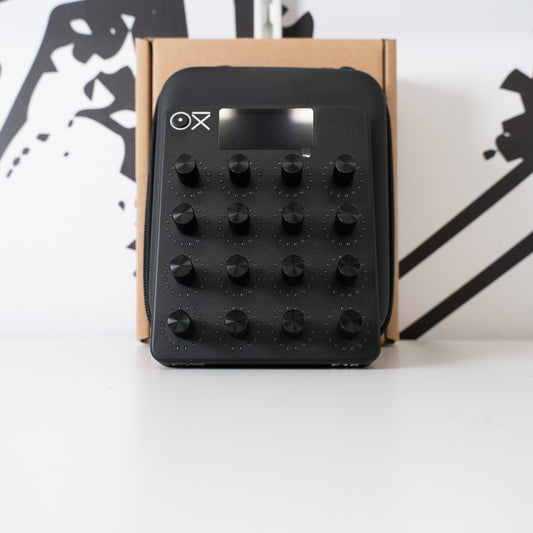 E16 MIDI Controller (B-Stock)