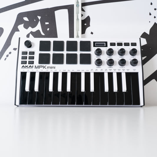 MPK Mini MK3 SE (Used)