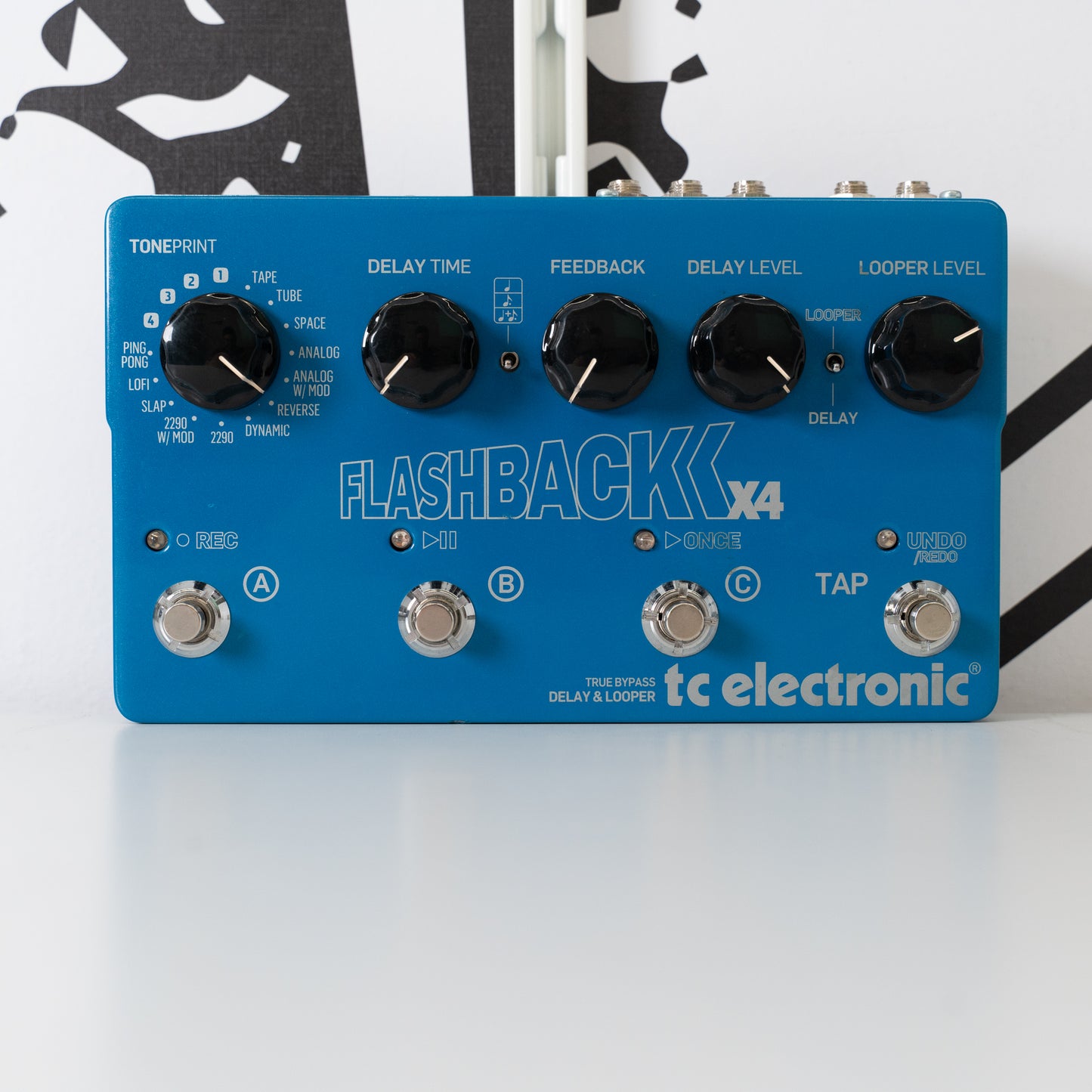 Flashback X4 Delay and Looper (Used)